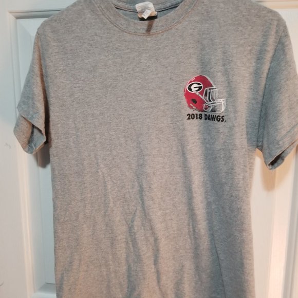 Bundle of 4 t-shirts - Picture 1 of 8